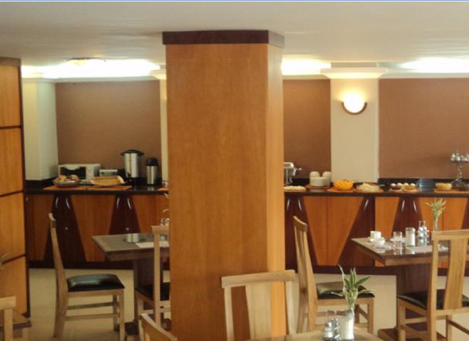 Hotel Santa Monica Cuenca Extérieur photo