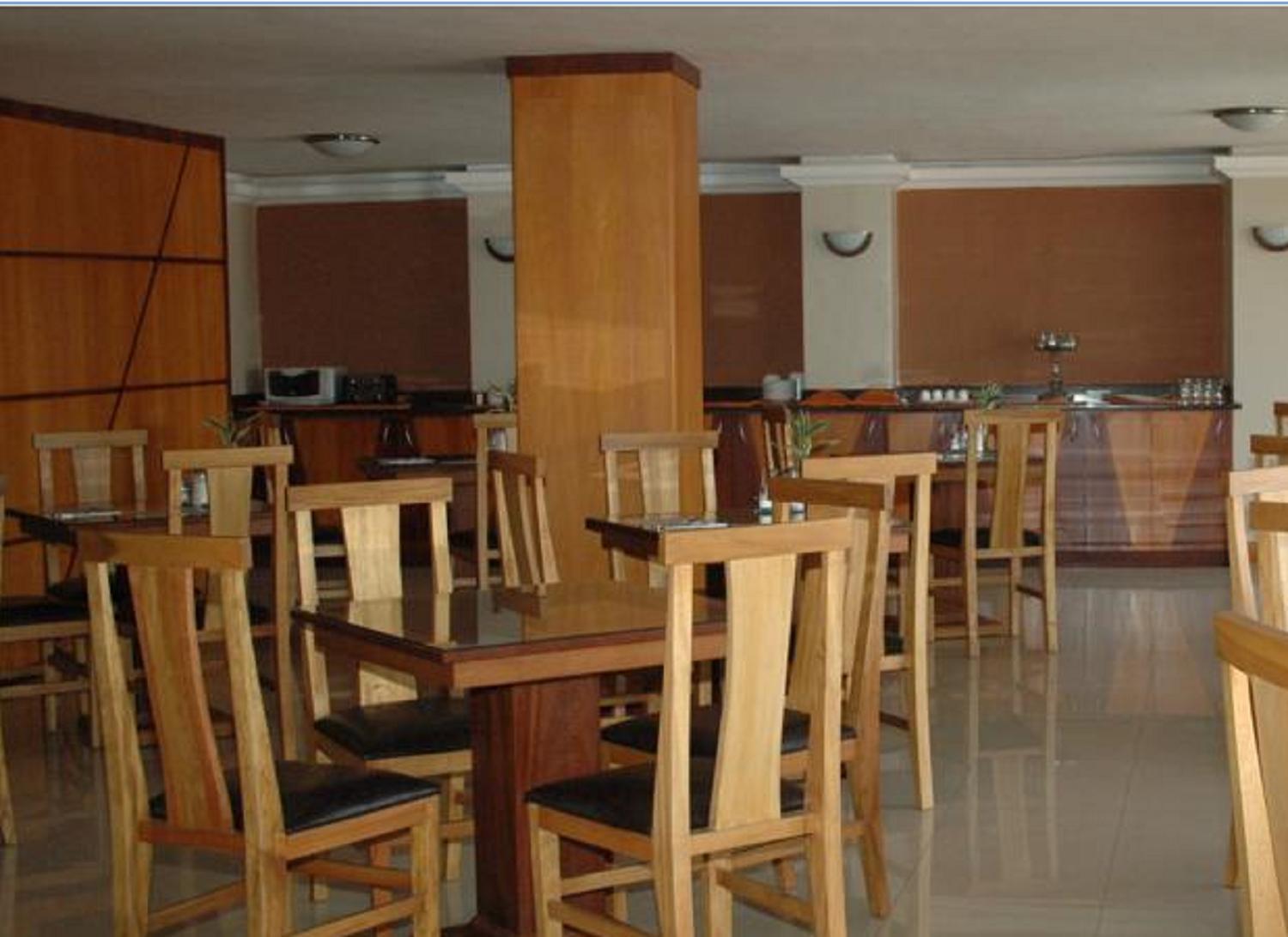 Hotel Santa Monica Cuenca Extérieur photo